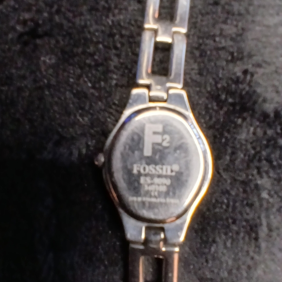 Bundle Of Fossil 2 Silver Watches with Blue Dial Es9090 Es9021 - Picture 6 of 14